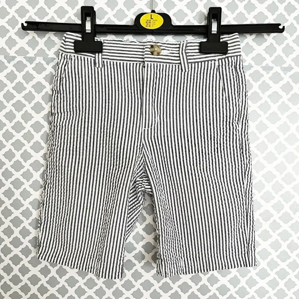 GYMBOREE Gray White Seersucker Shorts Boys Size 7 Classic Summer Style